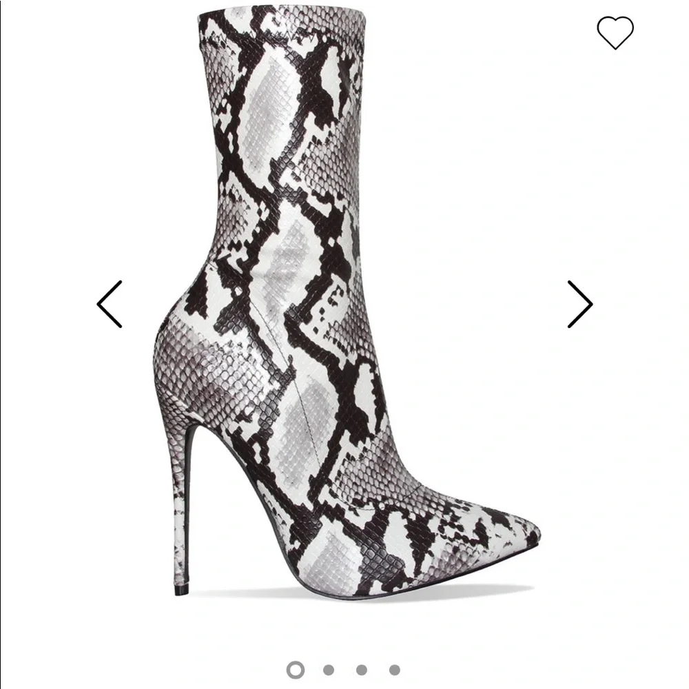 Simmi Snakeskin boots - Picture 2 of 7